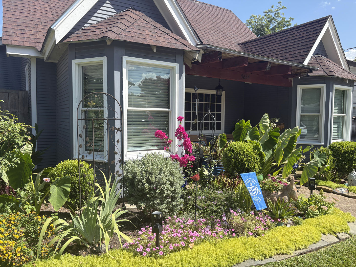 Junius Heights Historic District Yard of the Month July 2026