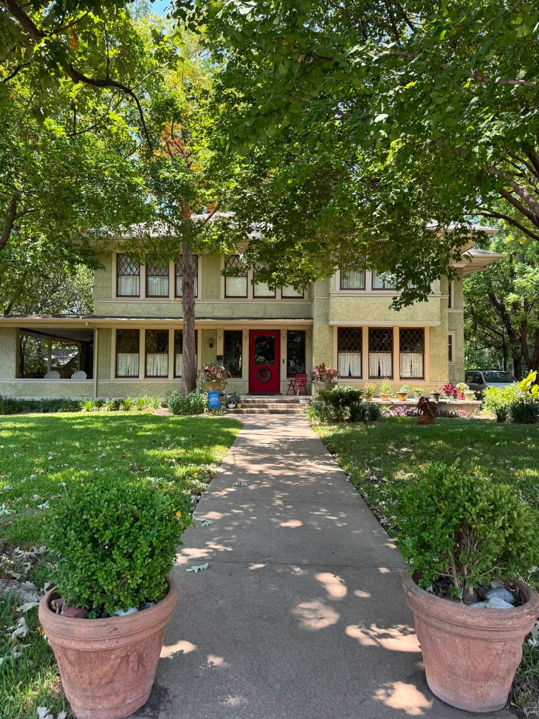 1523-Abrams-Road-01 Junius Heights Historic District Yard of the Month August 2026