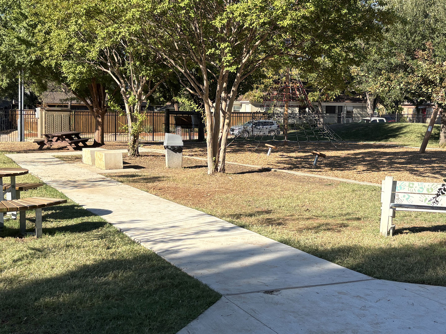 Lipscomb-Community-Garden-11 Junius Heights Historic District Yard of the Month October 2026